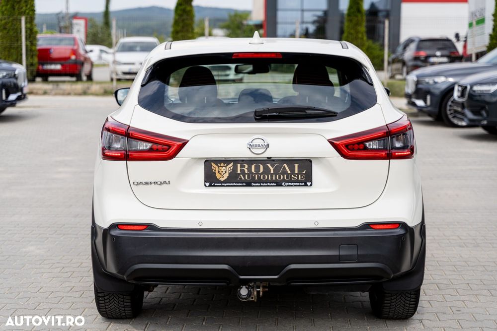 Nissan Qashqai 1.6 DCI Xtronic N-Connecta - 11