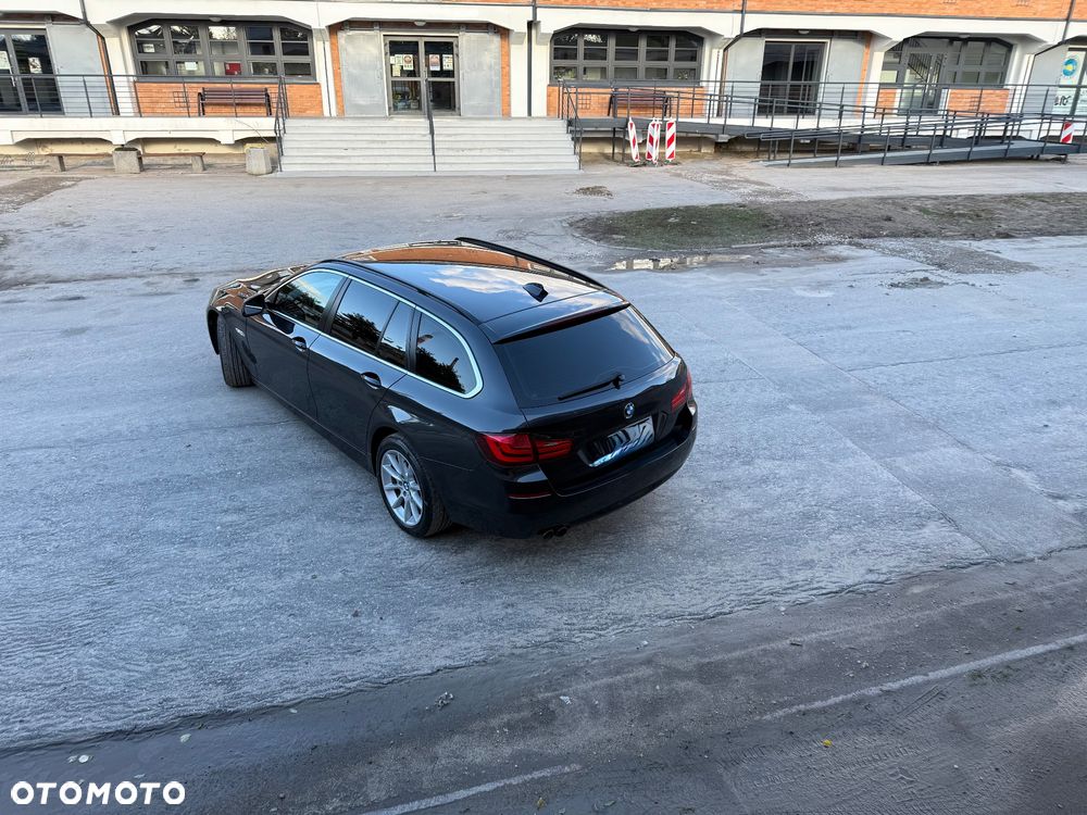 BMW Seria 5 520d - 6