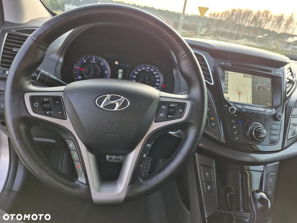 Hyundai i40 Kombi 1.7 CRDi DCT Premium - 24