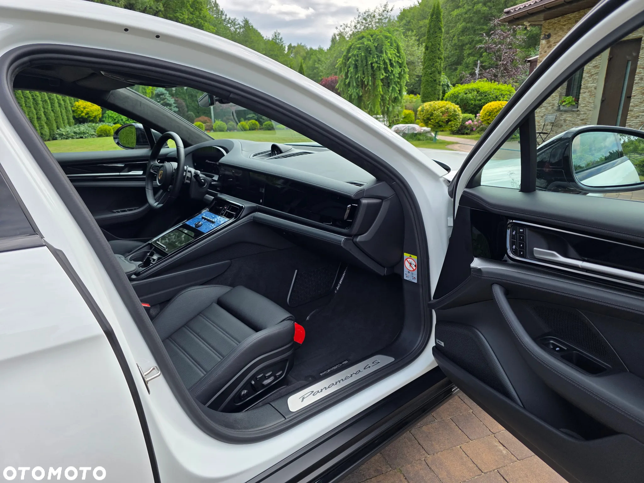 Porsche Panamera - 17