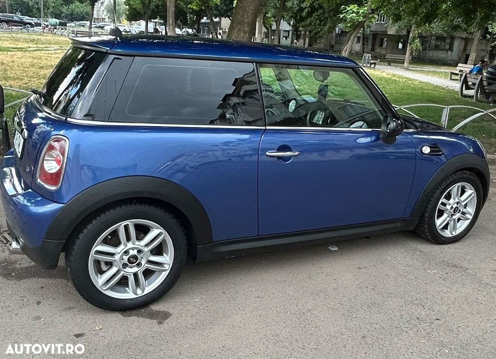 Mini Cooper D AT - 3