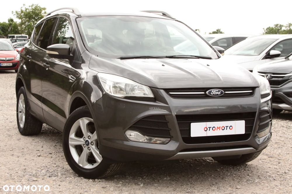 Ford Kuga 2.0 TDCi 2x4 Titanium - 1