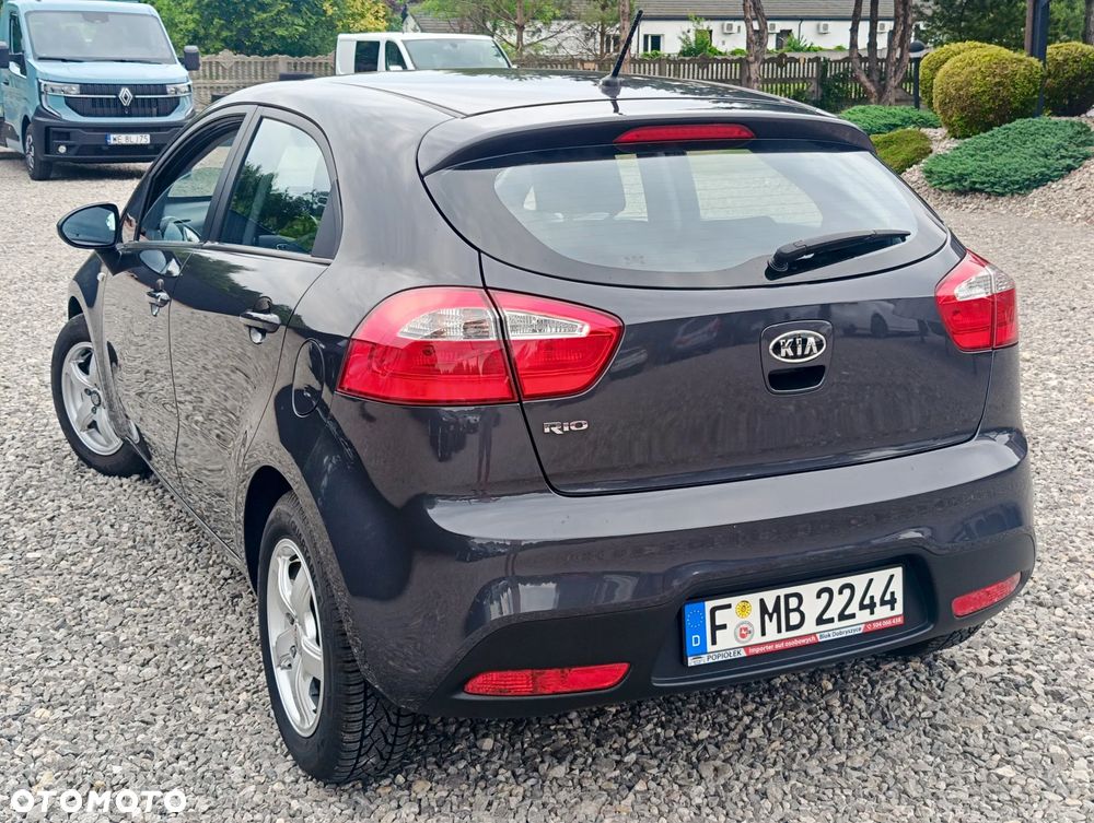 Kia Rio 1.2 Attract - 6