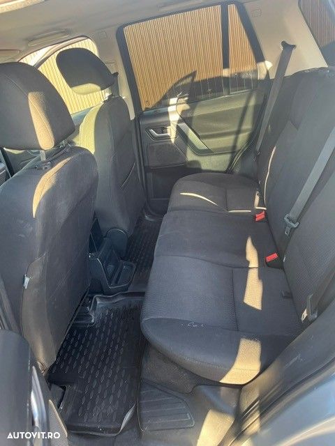 Land Rover Freelander 2 2.2L SD4 - 11