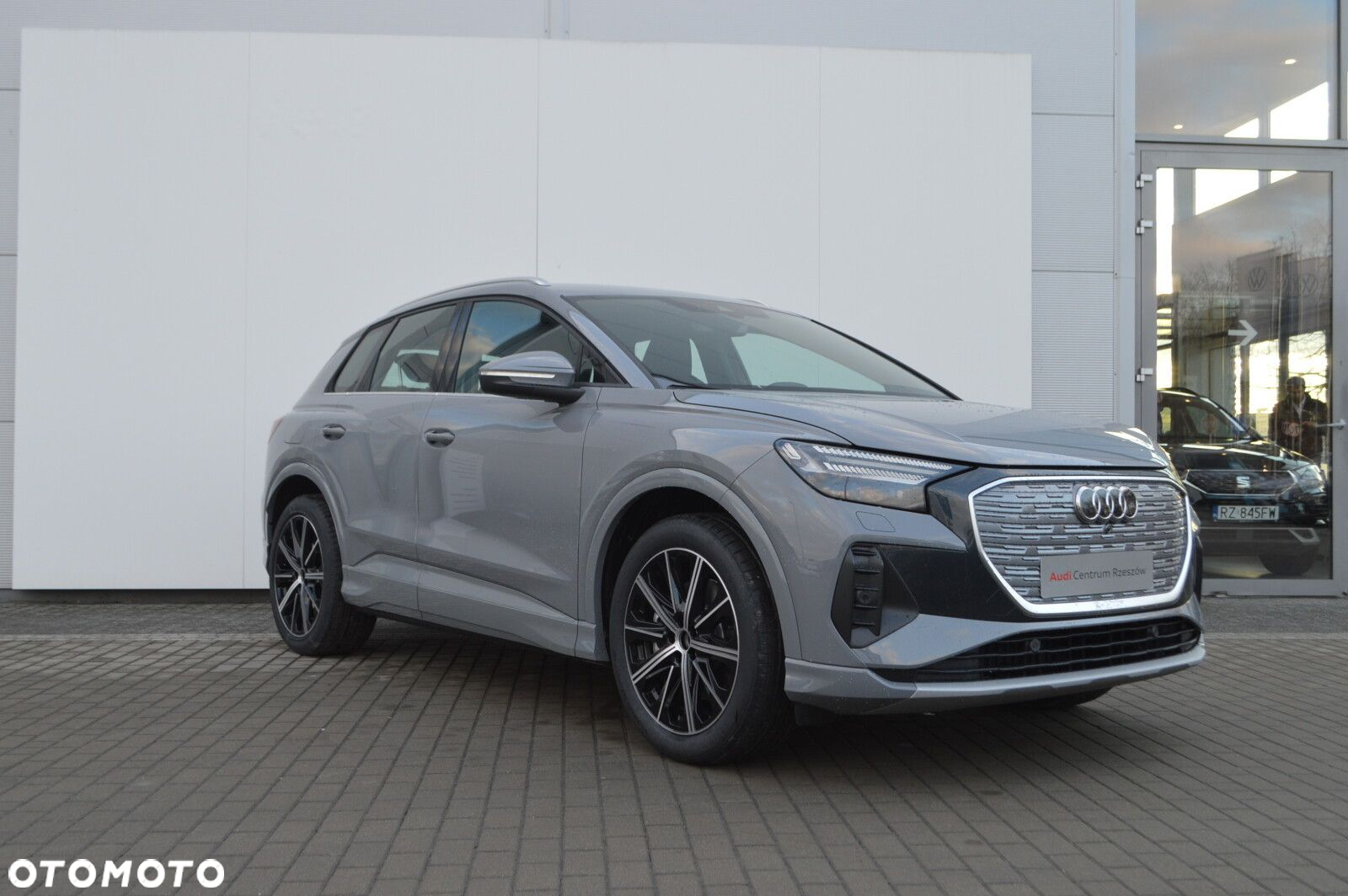 Audi Q4 - 7