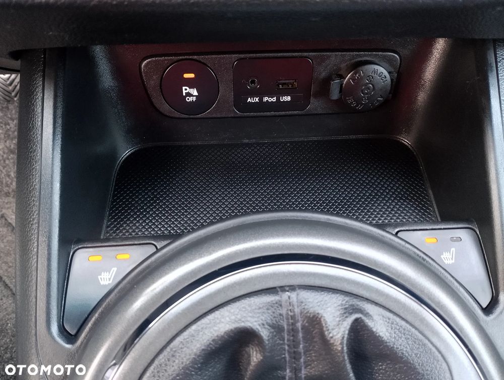 Kia Sportage 2.0 M 2WD - 24