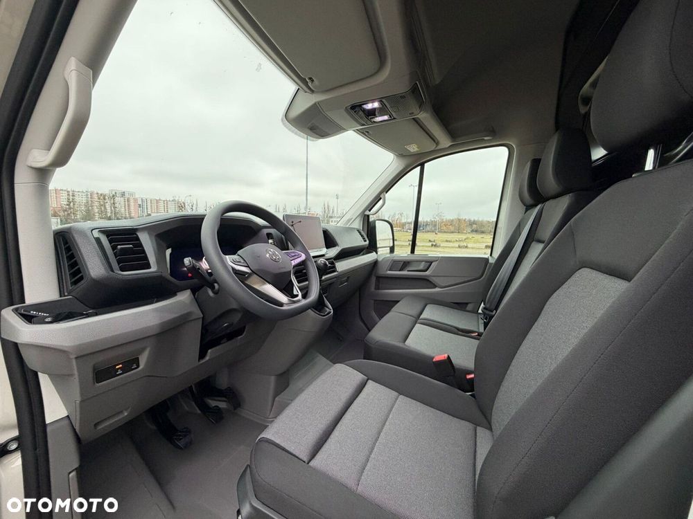 Volkswagen Crafter 35 2.0 TDI L4H3 4490 140 KM - 13