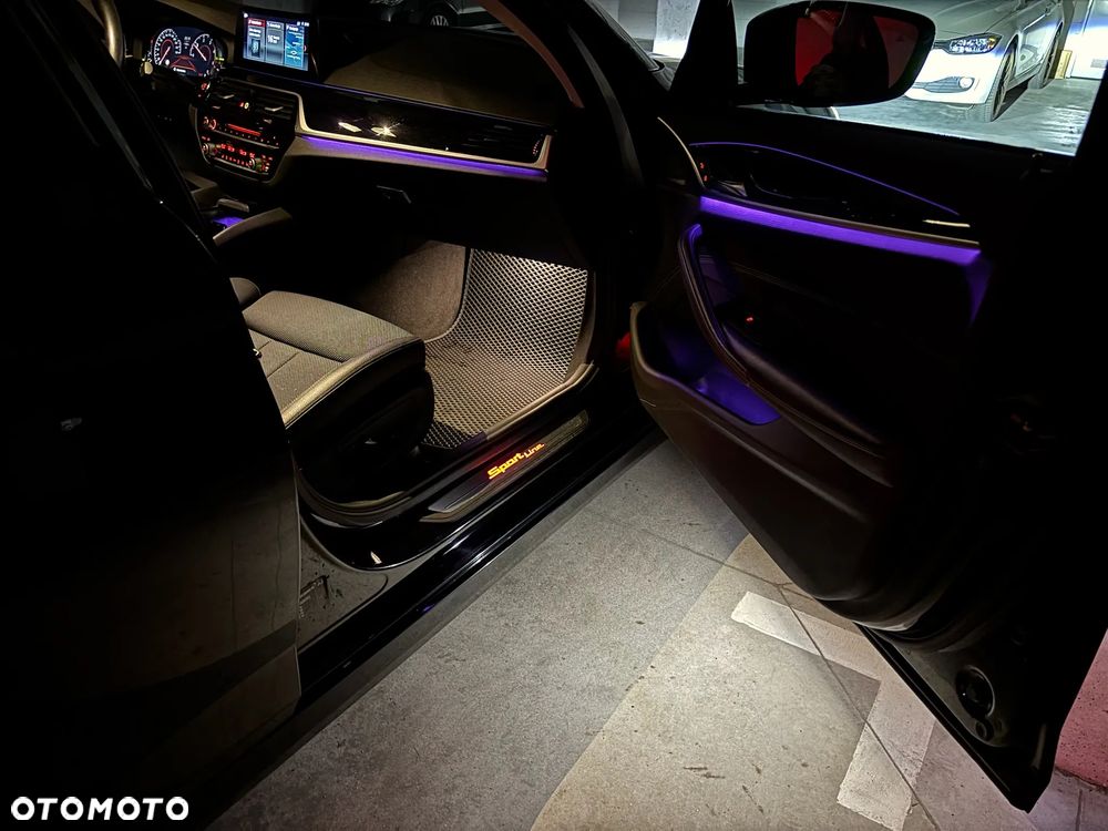 BMW Seria 5 520d xDrive Sport Line - 21