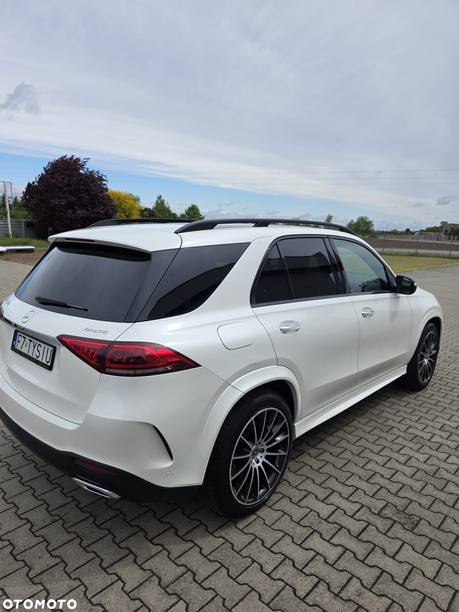 Mercedes-Benz GLE 400 d 4Matic 9G-TRONIC AMG Line - 4