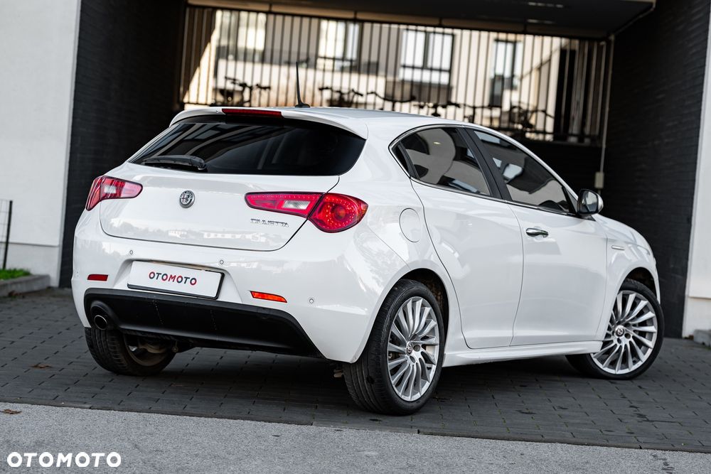Alfa Romeo Giulietta 1.6 JTDM Sport - 14