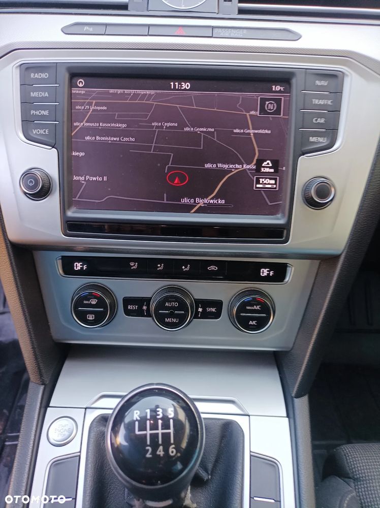 Volkswagen Passat - 7
