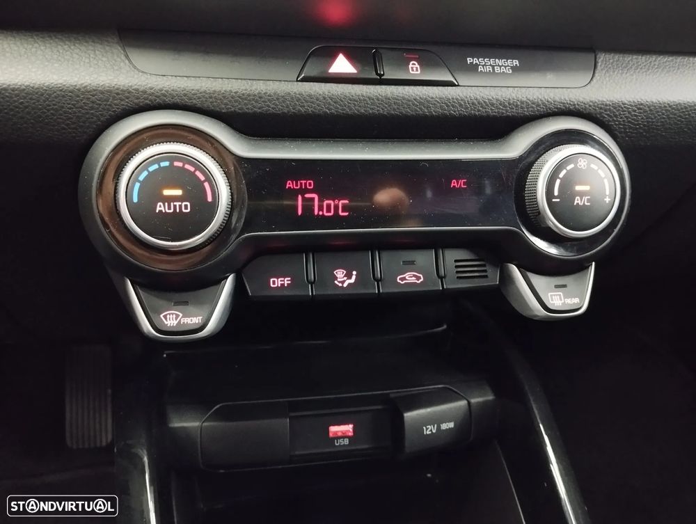 Kia Stonic 1.0 T-GDI Drive - 36