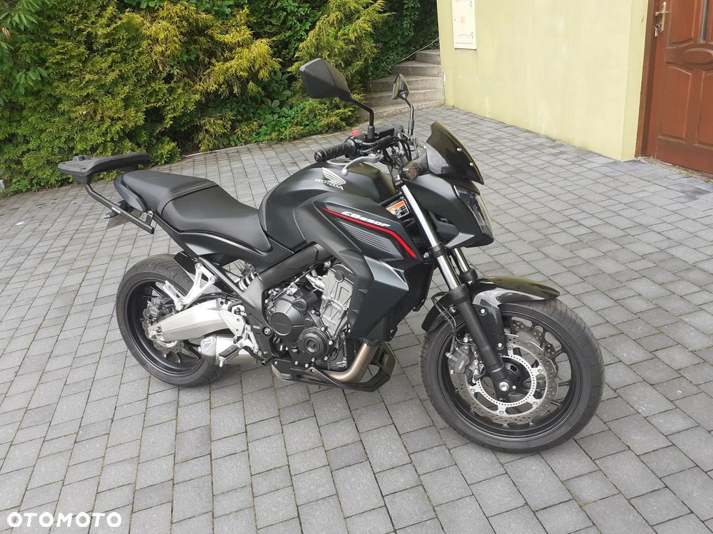 Honda CB - 1