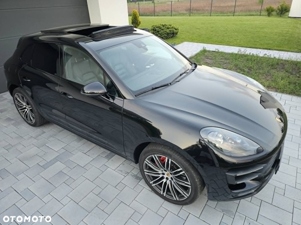 Porsche Macan Turbo PDK - 19