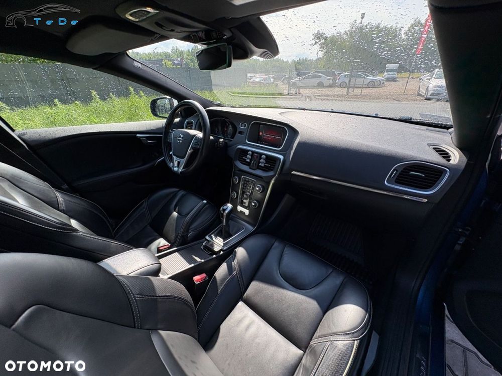 Volvo V40 D3 R-Design Kinetic - 28