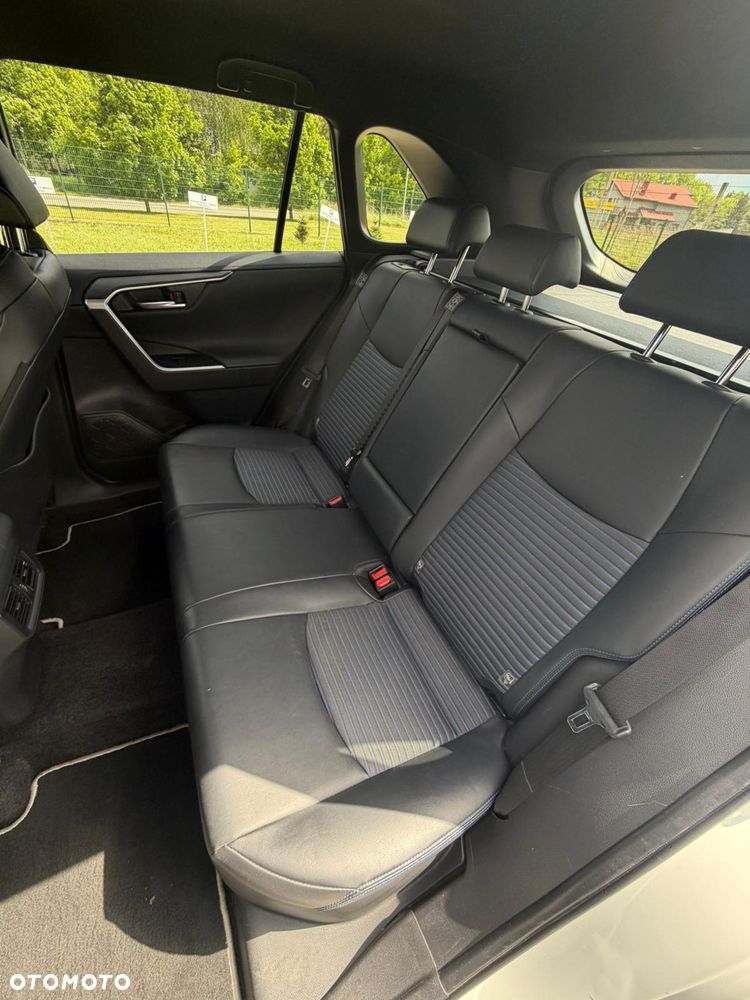 Toyota RAV4 - 19