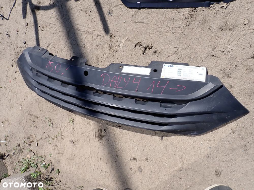 IVECO DAILY GRILL ATRAPA - 2