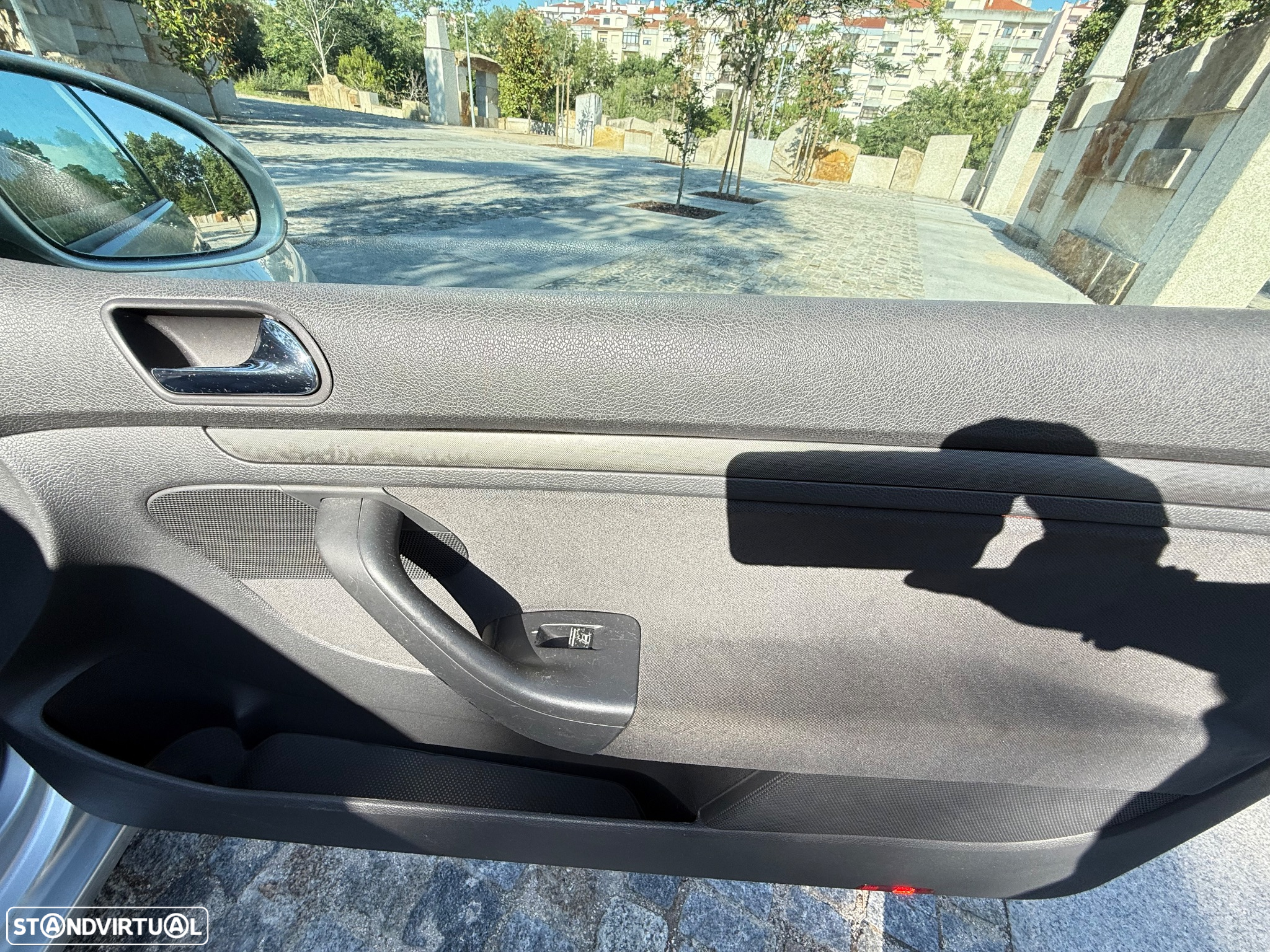 VW Golf 2.0 TDi Sport DSG - 16