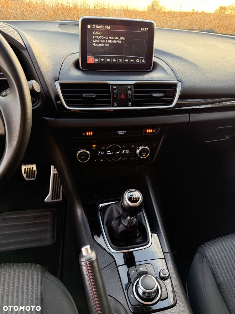 Mazda 3 SKYACTIV-G 2.0 M-Hybrid SELECTION - 30