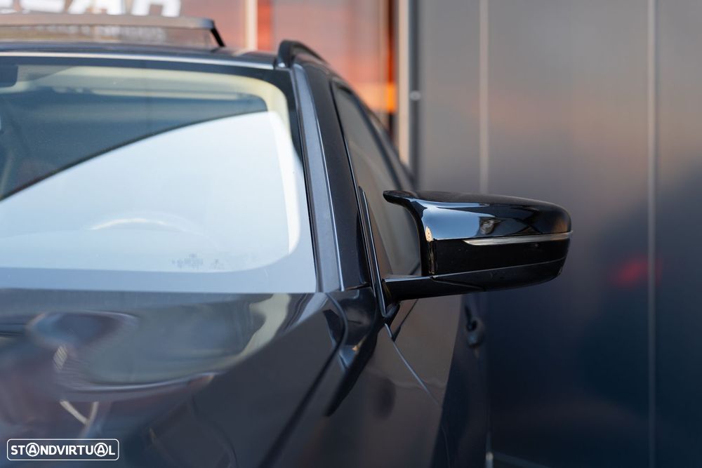 BMW 320 d xDrive Pack M Auto - 34