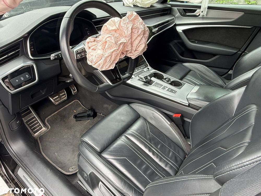 Audi A6 Avant - 13