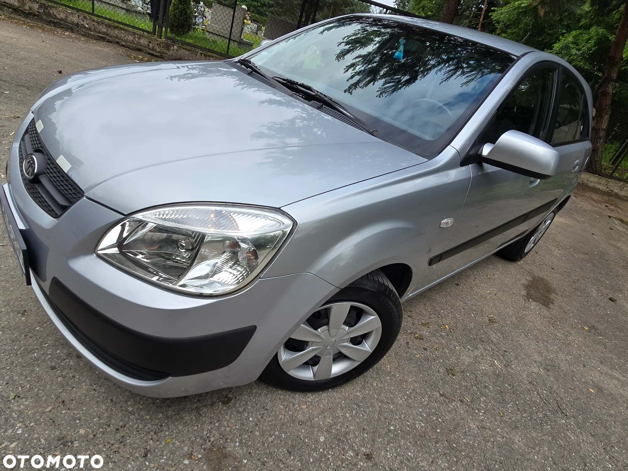 Kia Rio 1.4 Comfort - 2