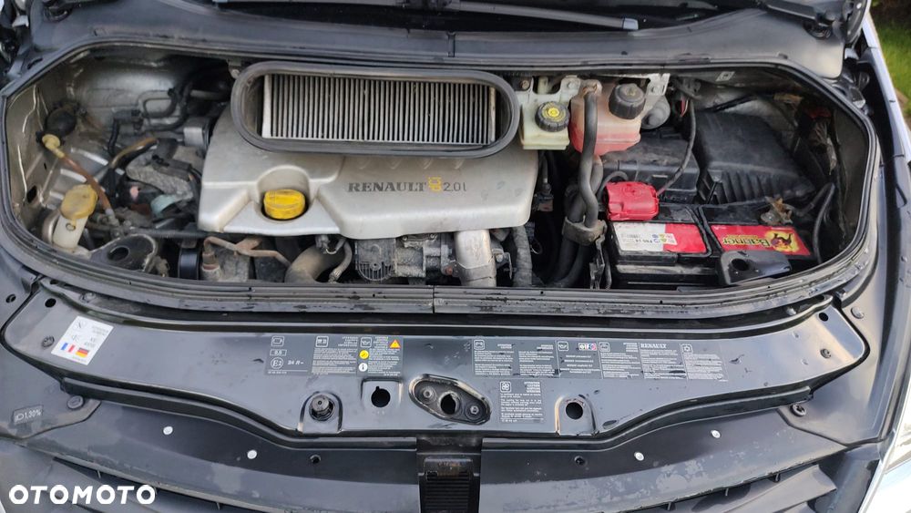 Renault Espace 2.0 dCi FAP Expression - 22