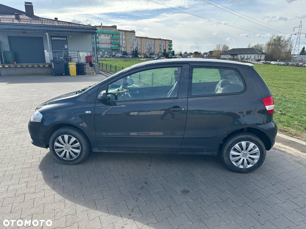 Volkswagen Fox - 5