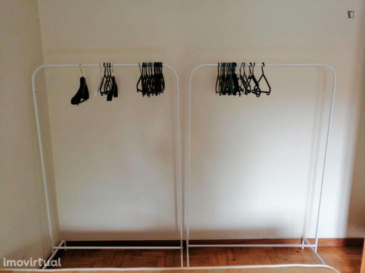 Quarto - localizado em Sé de Braga e São Lázaro Braga - Grande imagem: 4/11