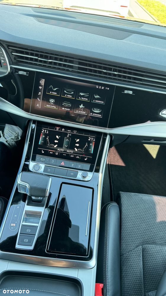 Audi Q8 - 10