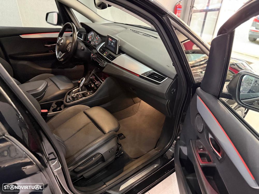 BMW 216 Active Tourer d Line Sport Auto - 11