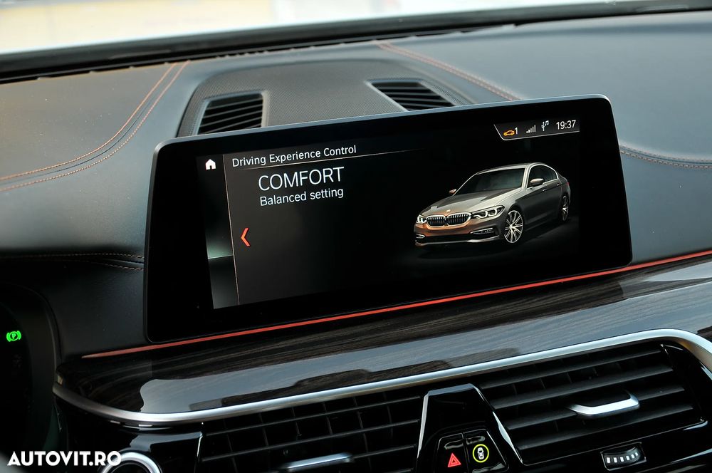 BMW Seria 5 520d AT - 31