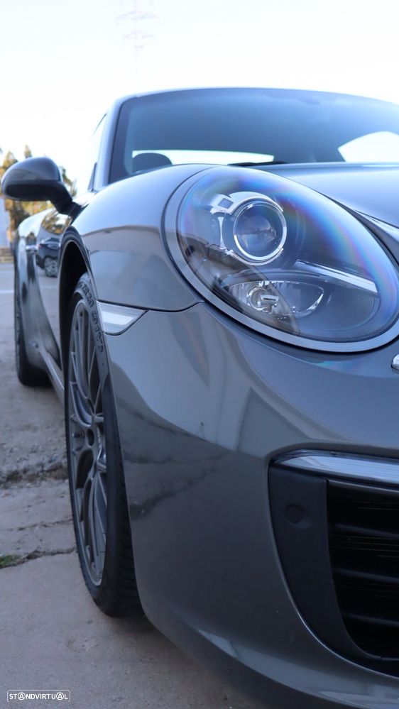 Porsche 911 Série F - 9