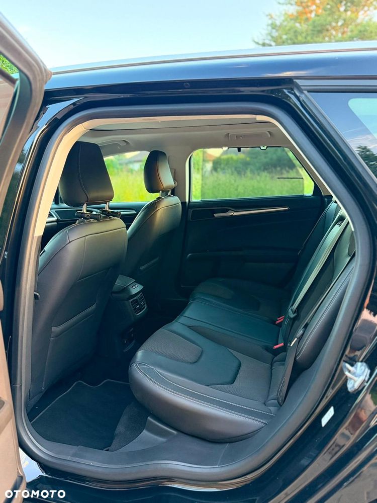 Ford Mondeo 2.0 TDCi PowerShift-Aut Allrad Titanium - 6