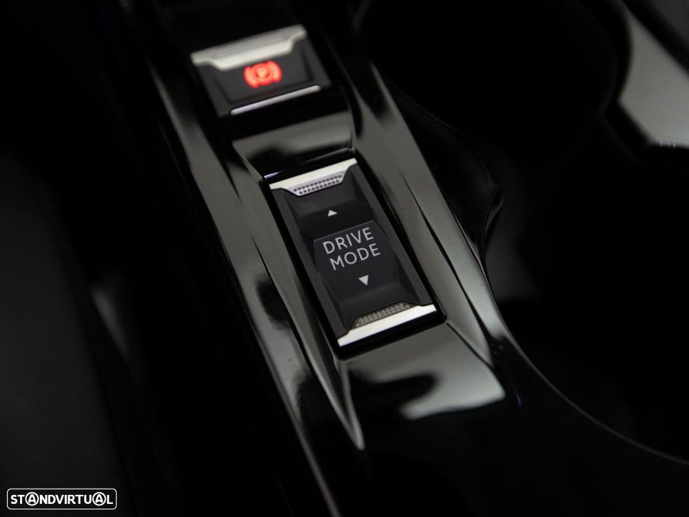 Peugeot e-2008 50 kWh Allure Pack - 20