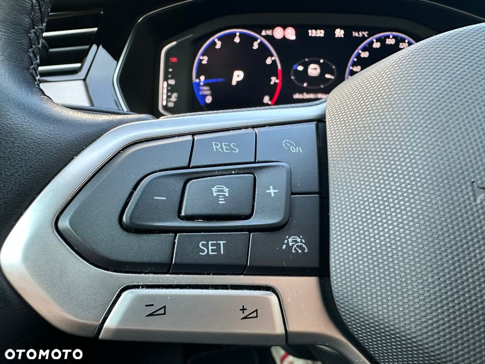 Volkswagen Passat 1.5 TSI EVO Elegance DSG - 19