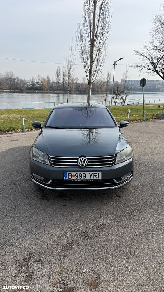 Volkswagen Passat 2.0 TDI Blue TDI DSG Highline - 2