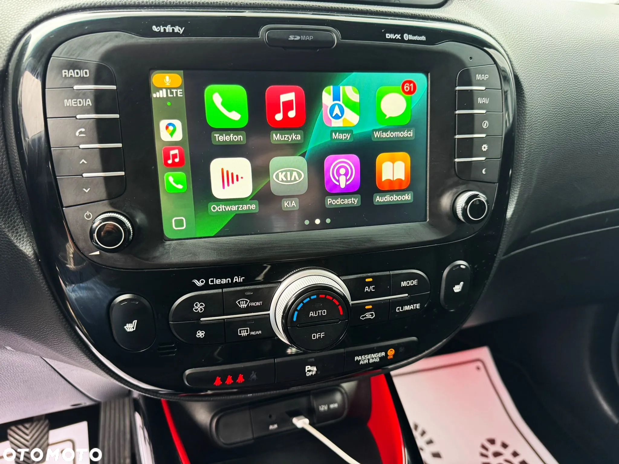 Kia Soul 1.6 GDI White&Red Edition - 16