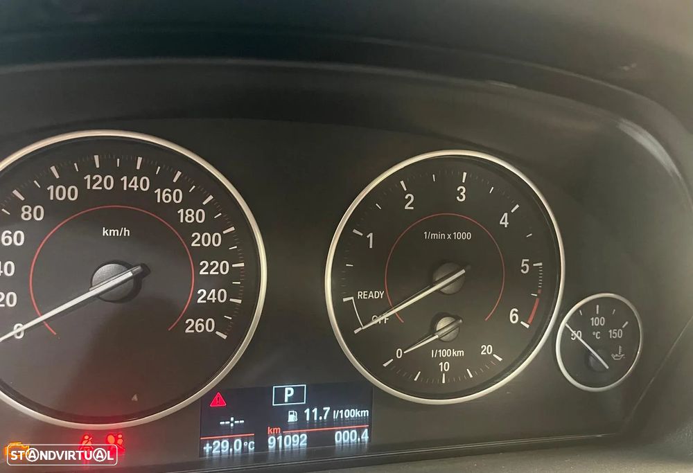 BMW 318 d Line Sport Auto - 40