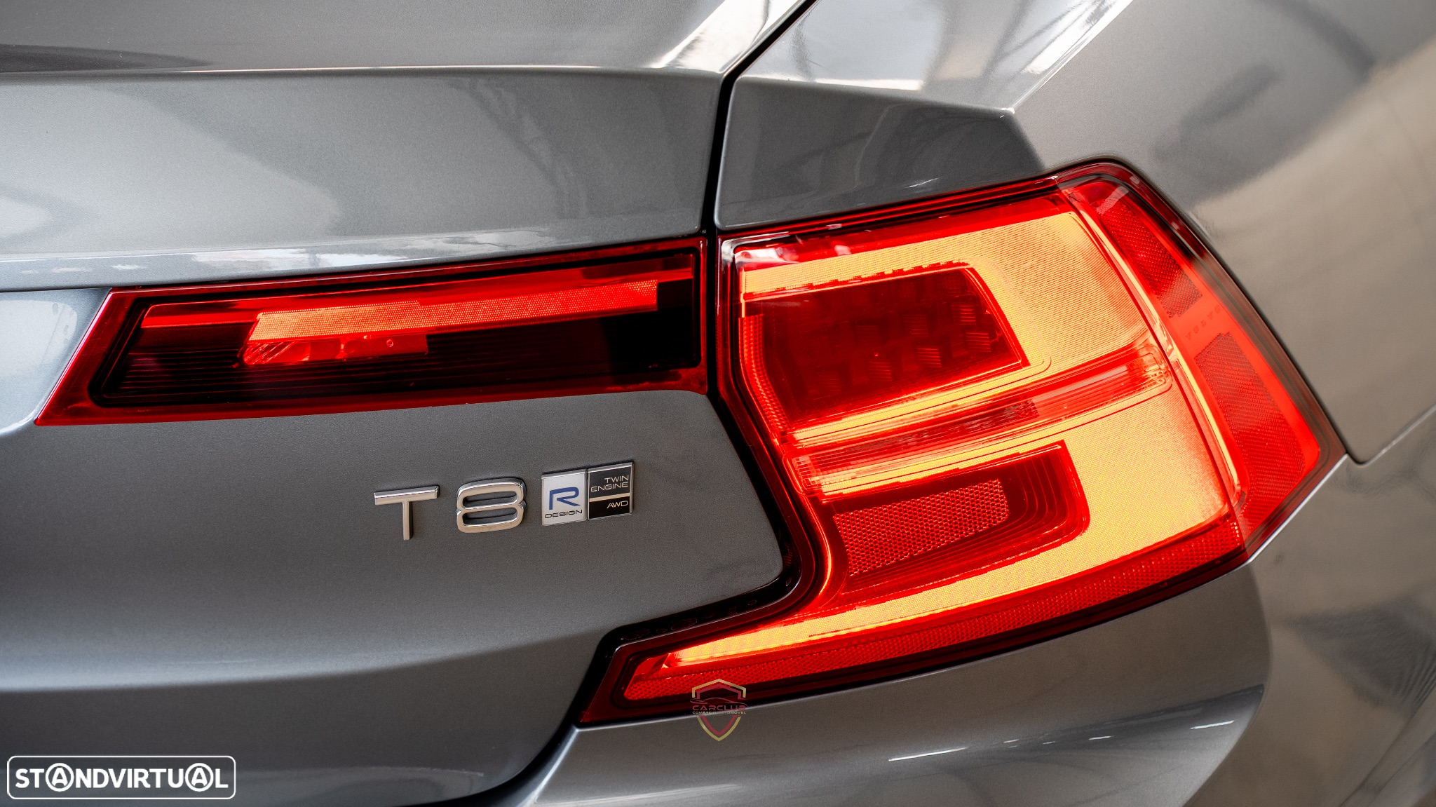 Volvo S90 2.0 T8 R-Design AWD Geartronic - 11