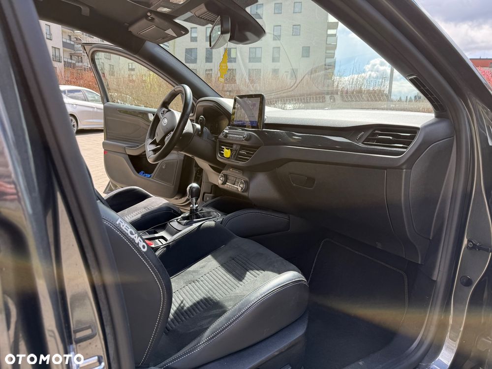 Ford Focus 2.3 EcoBoost ST X - 15