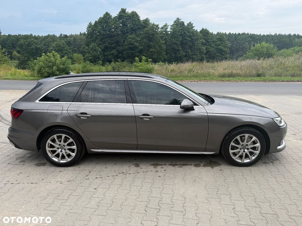 Audi A4 Avant 30 TDI S tronic - 2