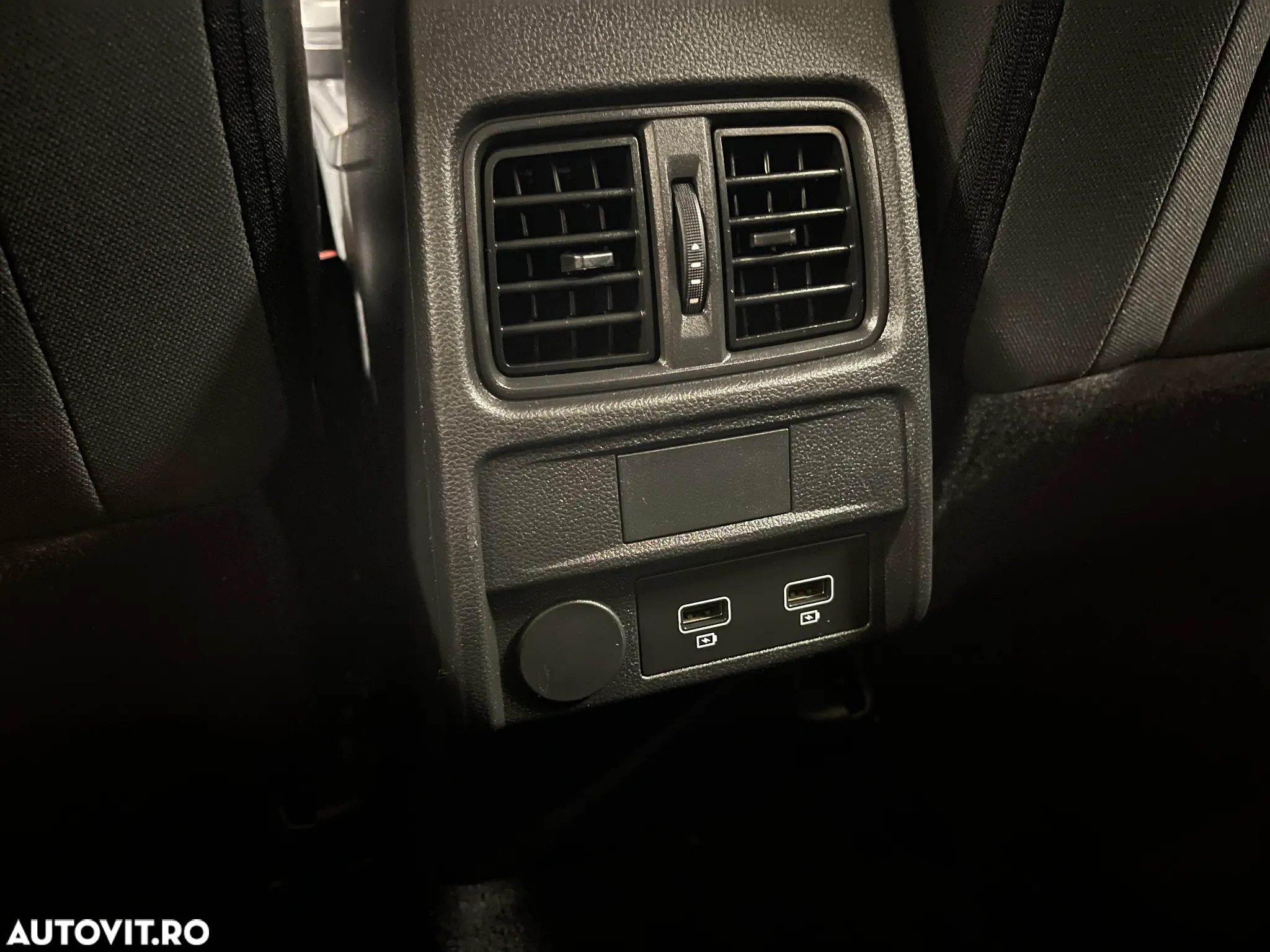 Renault Arkana E-TECH 145 Evolution - 26