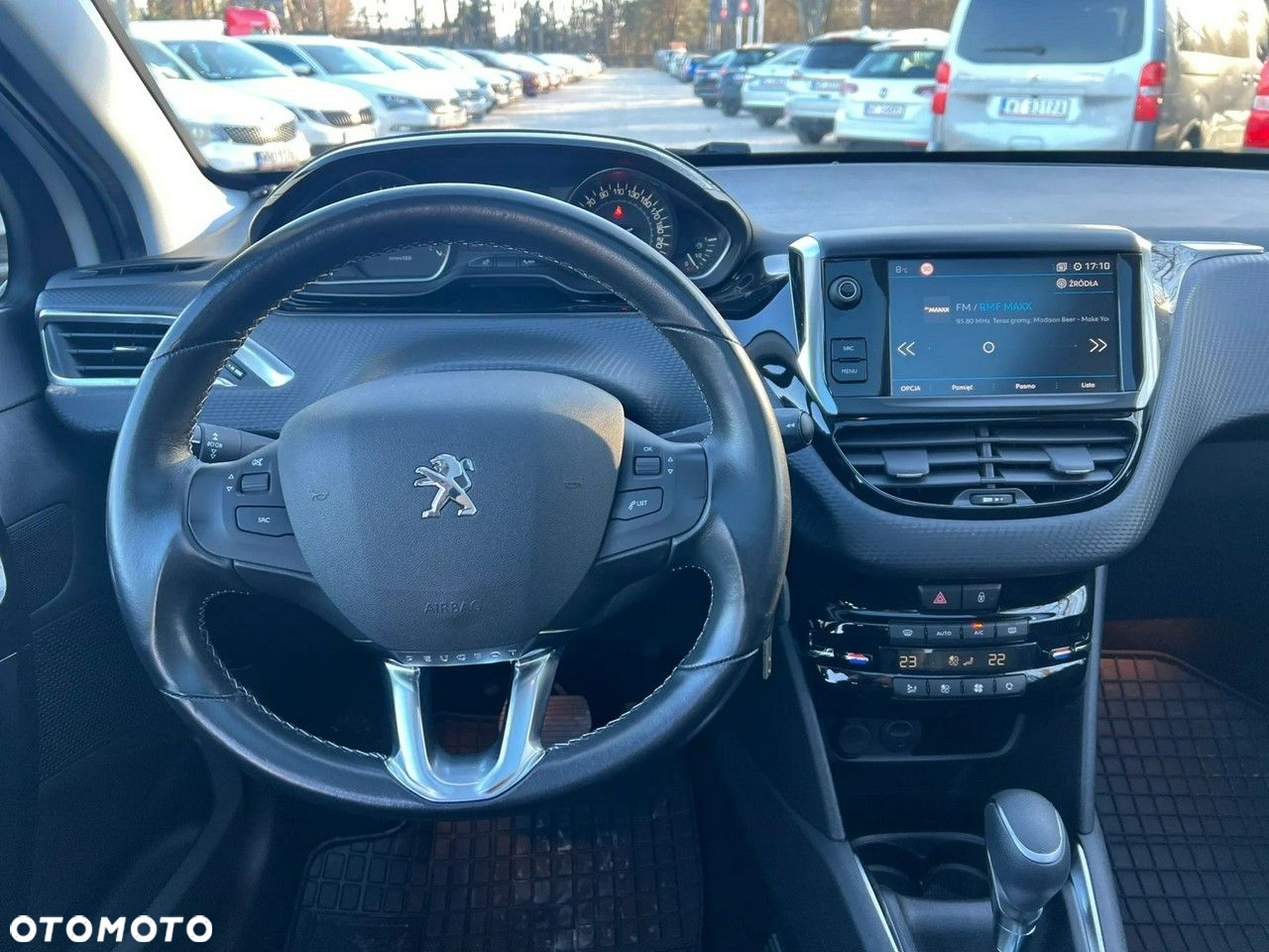 Peugeot 208 1.2 PureTech GPF Allure S&S EAT6 - 12