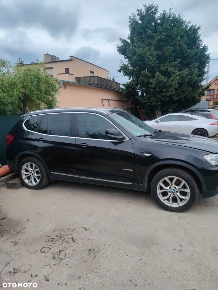 BMW X3 28i xDrive - 1