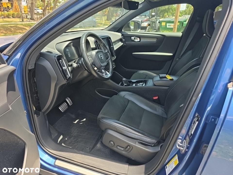 Volvo XC 40 T5 AWD R-Design - 8