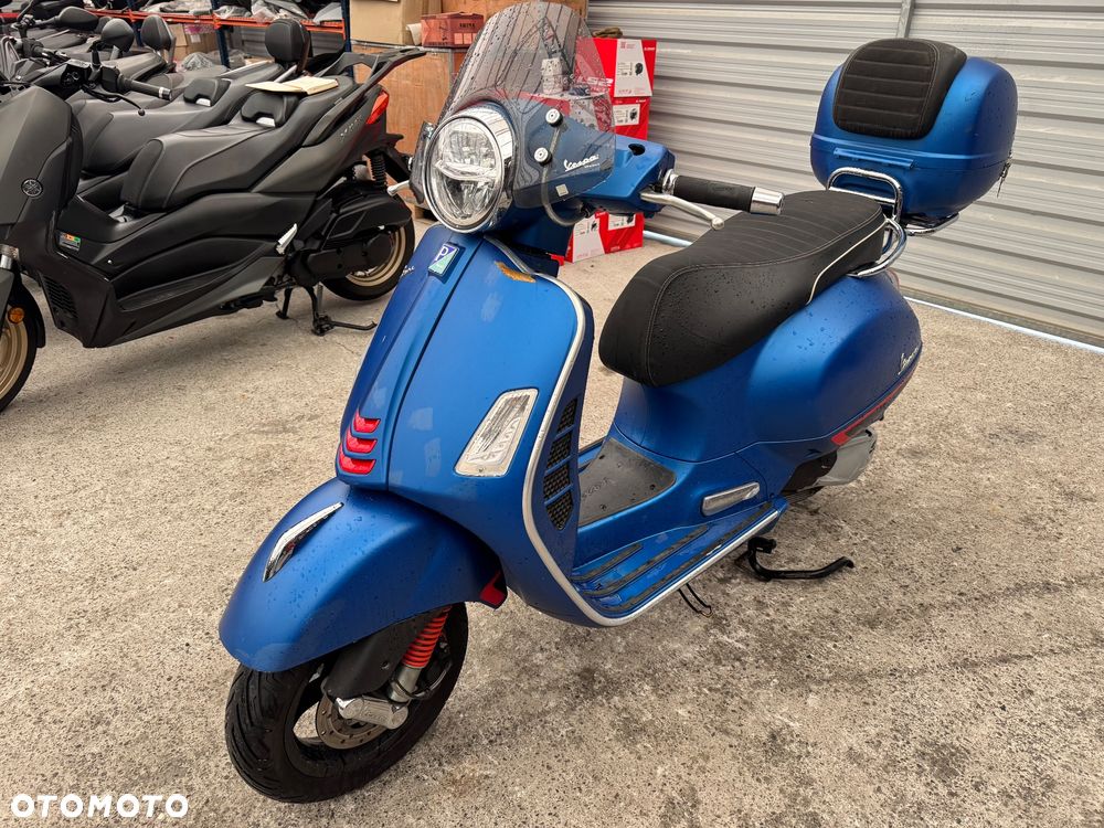 Vespa GTS - 3
