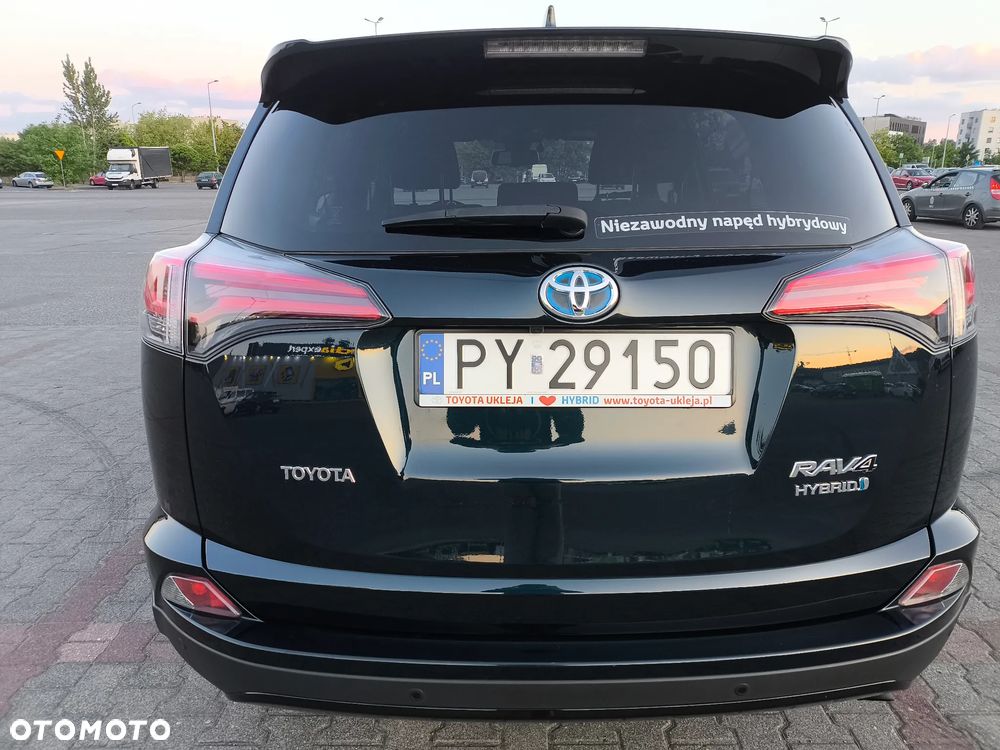 Toyota RAV4 - 6