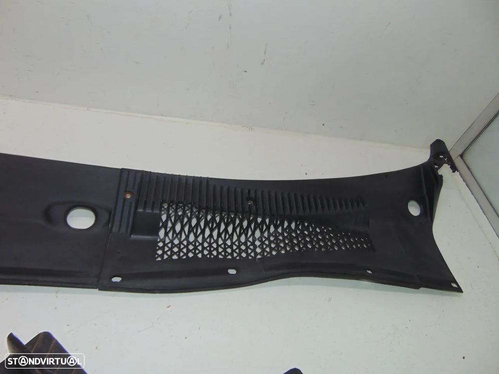 Nissan 100 NX grelha torpedo/palas - 3