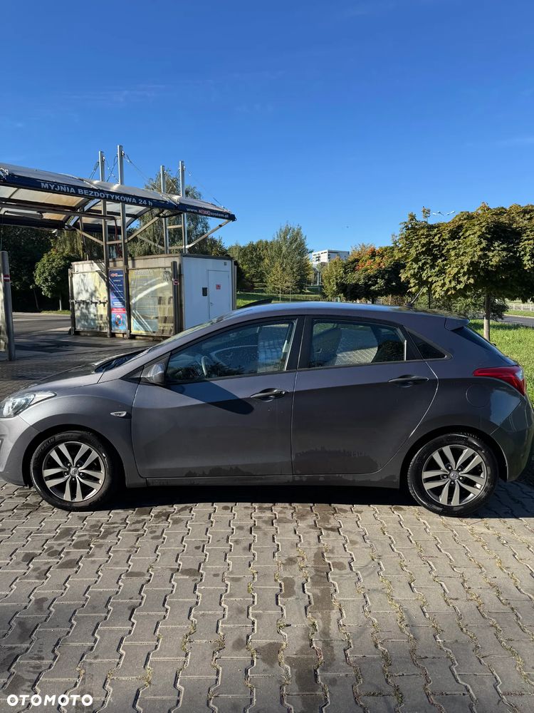 Hyundai i30 - 12